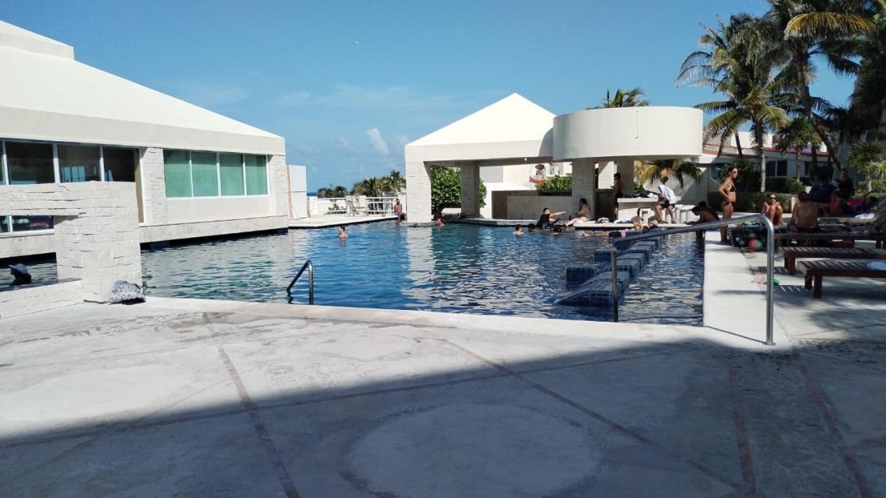 Beachaccess Hotelzone 3705 Cancún Esterno foto